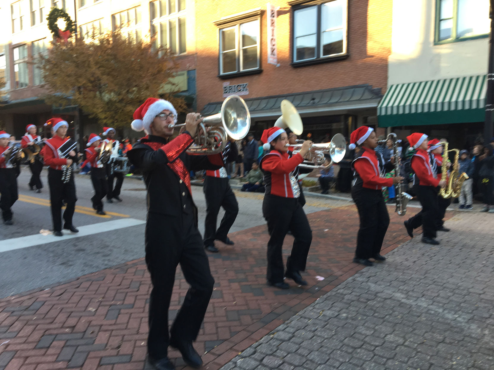DRB 1204 Parade 31.JPG